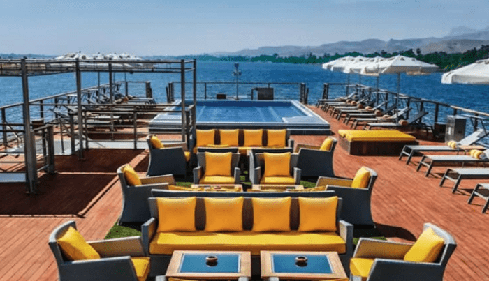 Entertainment on Oberoi Philae